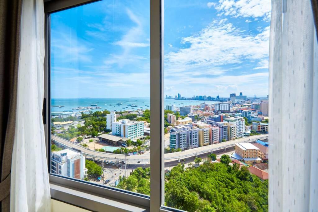 Unixx By Tech Apartment Pattaya Bilik gambar